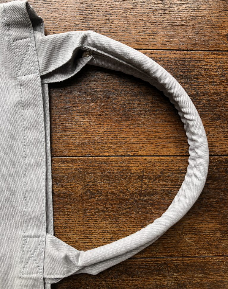 こだわりの丸いトート!【こどものアート】丸底バタフライトートバッグ